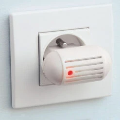 SOLDELA Lot De 3 Prises Anti-Moustiques à Ultrasons Répulsifs Anti-Insectes 10 SOLDELA Lot De 3 Prises Anti-Moustiques à Ultrasons Répulsifs Anti-Insectes -Outil d'entretien du jardin Soldes 13376985 4